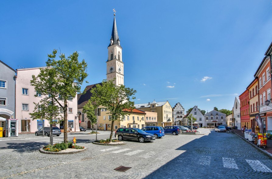 Stadtplatz Neumarkt-Sankt Veit, Landkreis Mühldorf a. Inn, © Inn-Salzach Tourismus