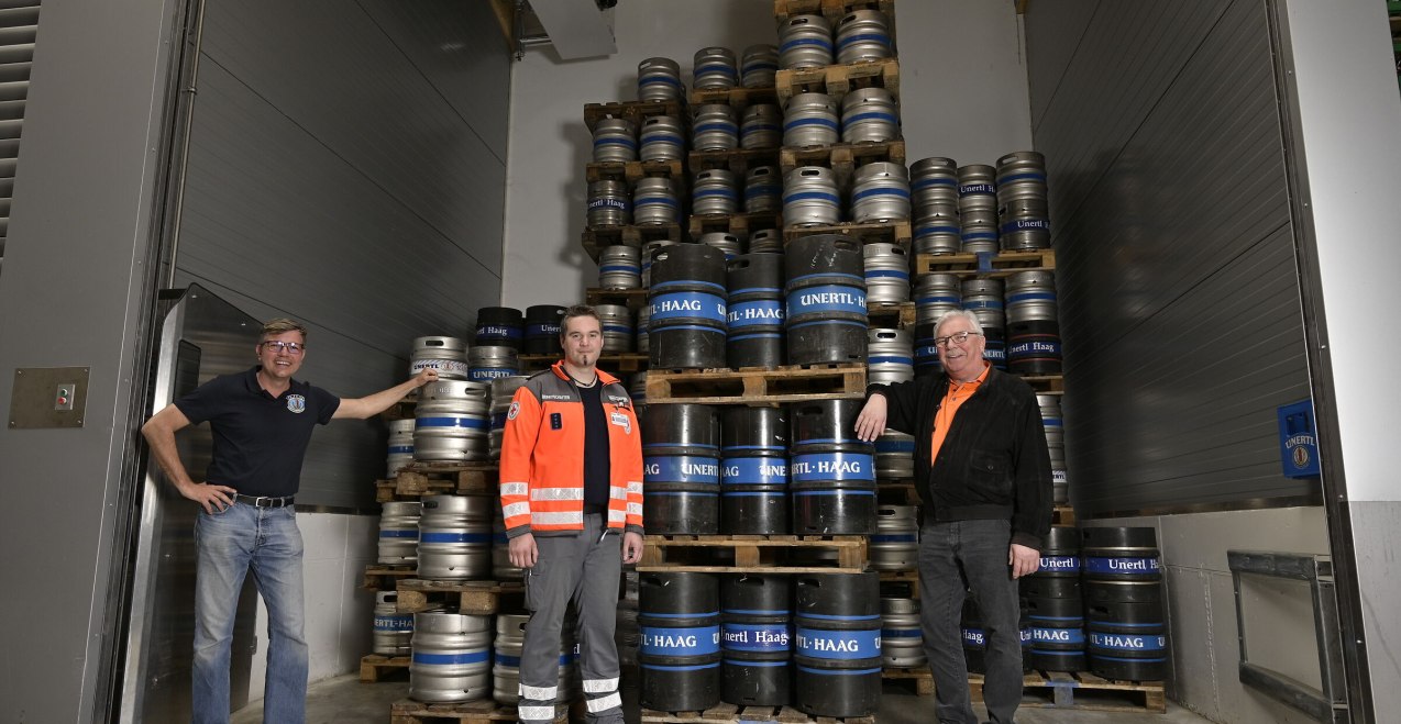 Unertl Weissbier in Fäßern, © Brauerei Unertl