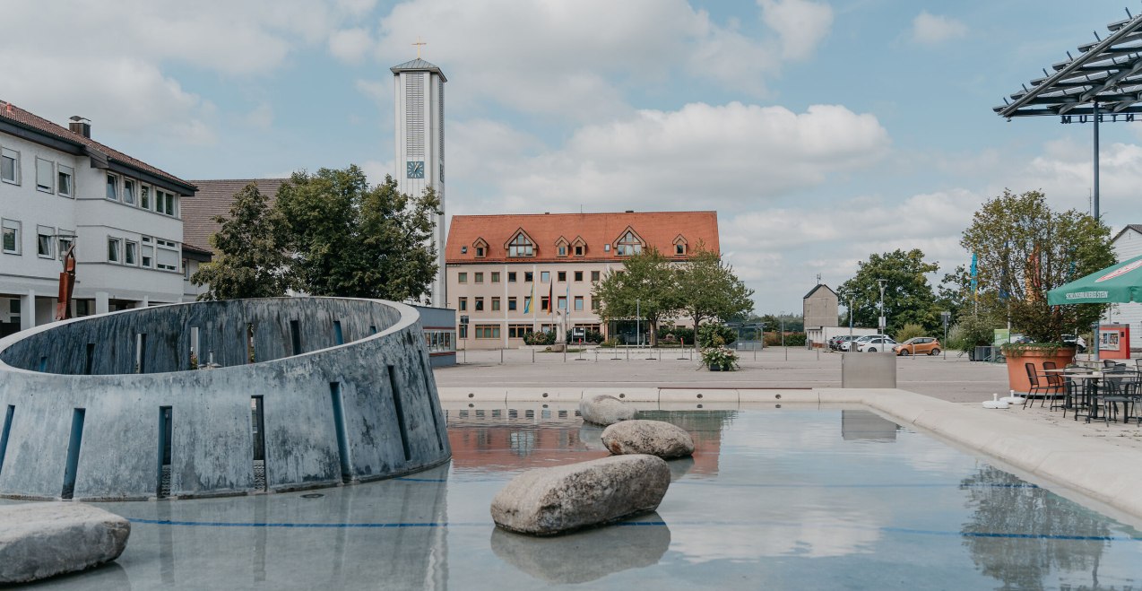 Rathaus Burgkirchen a. d. Alz mit Wasserplatz, © Inn-Salzach Tourismus