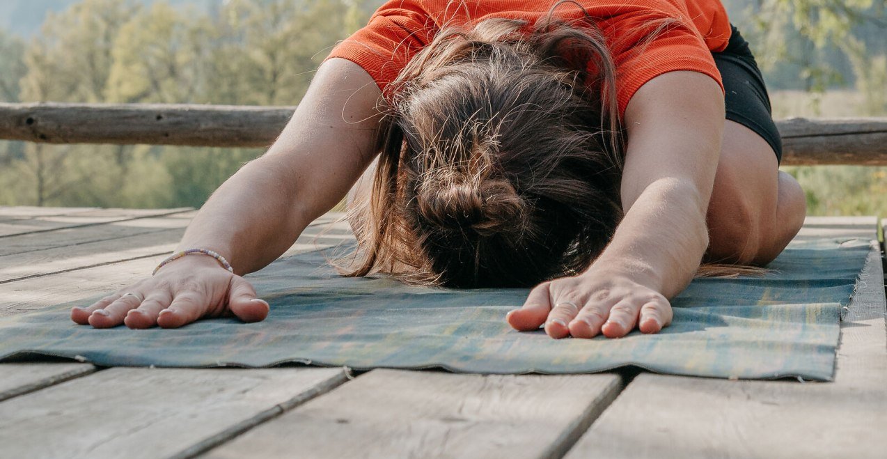 Kindeshaltung Yoga, © Inn-Salzach Tourismus