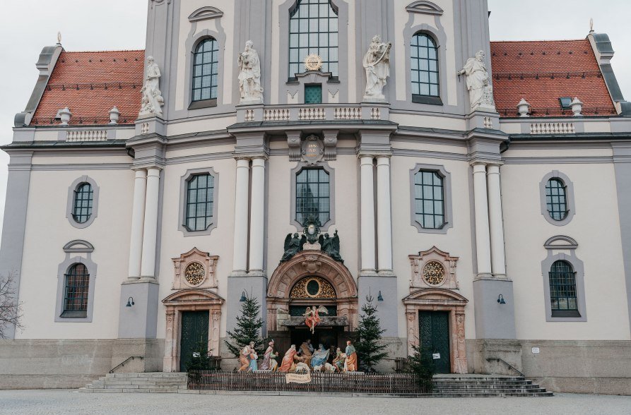 Krippe vor der Basilika St. Anna Altötting, © Inn-Salzach Tourismus