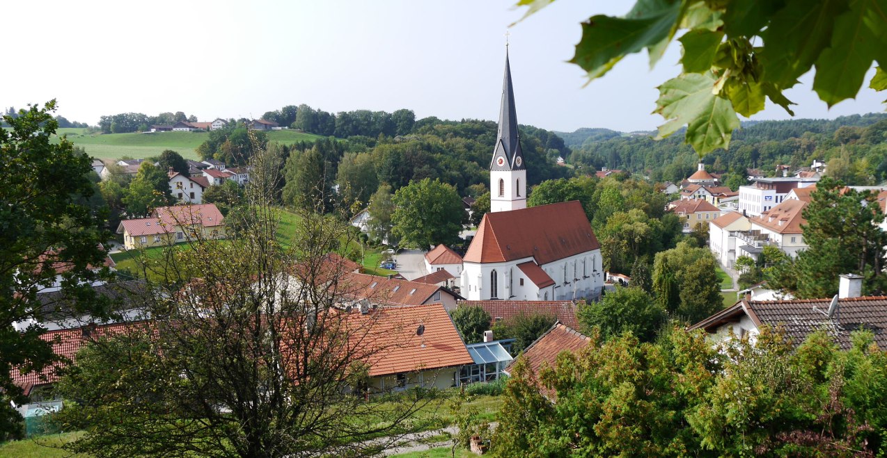 Kirche in Reischach Landkreis Altötting, © Inn-Salzach Tourismus